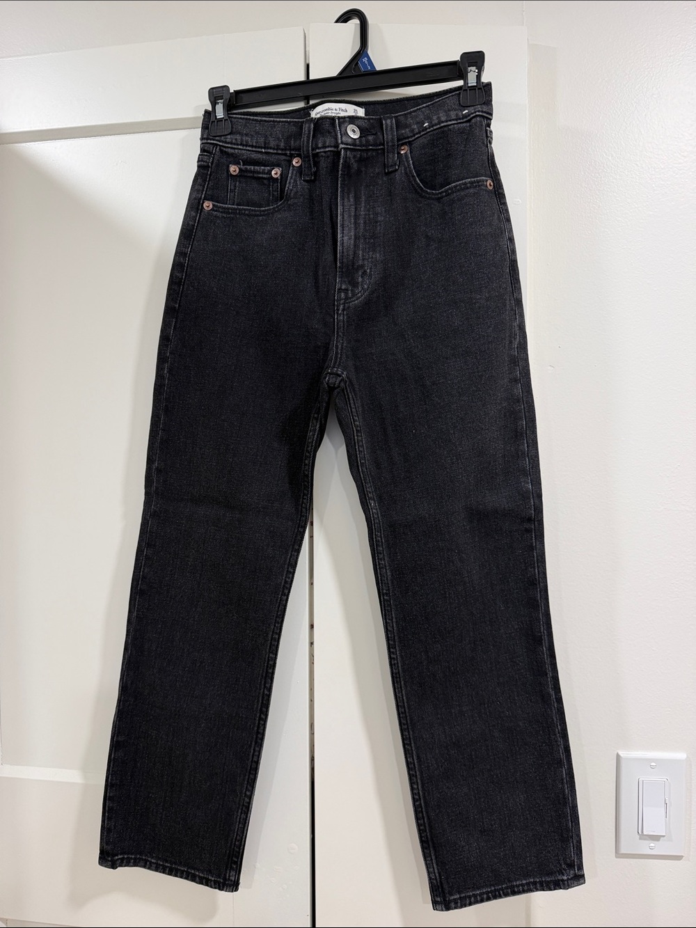 Abercrombie & Fitch Black Relaxed Jeans